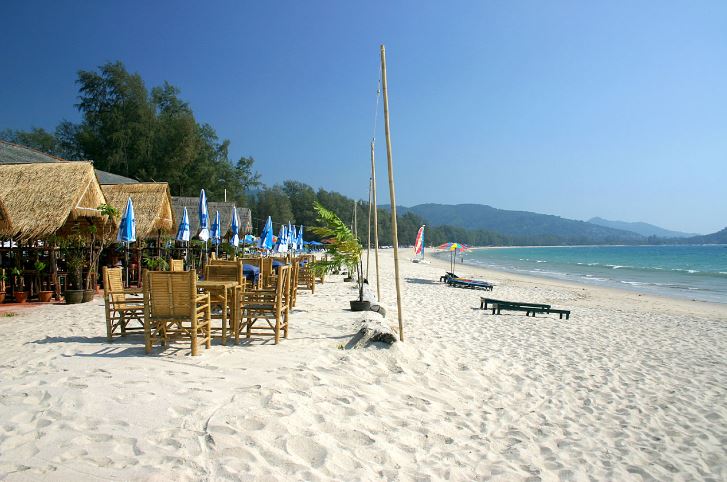 пляж Банг-Тао